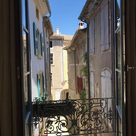 Logis Dans La Catiche De Loutre, Maison Medievale Sauve
