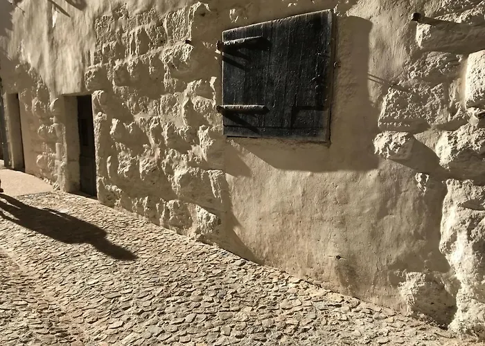 Apartamento Logis Dans La Catiche De Loutre, Maison Medievale *