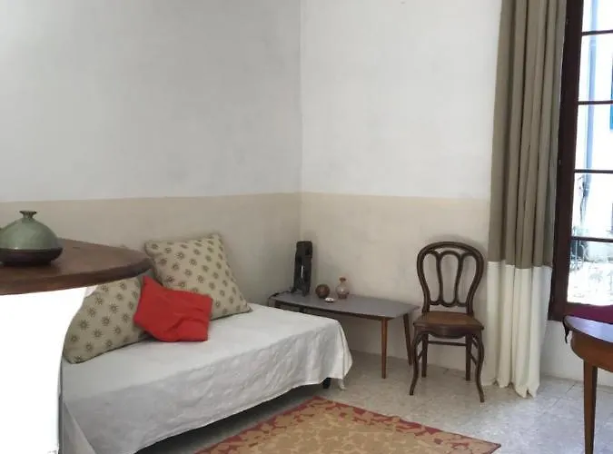 Apartamento Logis Dans La Catiche De Loutre, Maison Medievale