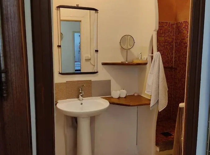 Logis Dans La Catiche De Loutre, Maison Medievale Apartamento *